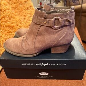 Dr. Scholl's Suede Ankle Booties in Taupe